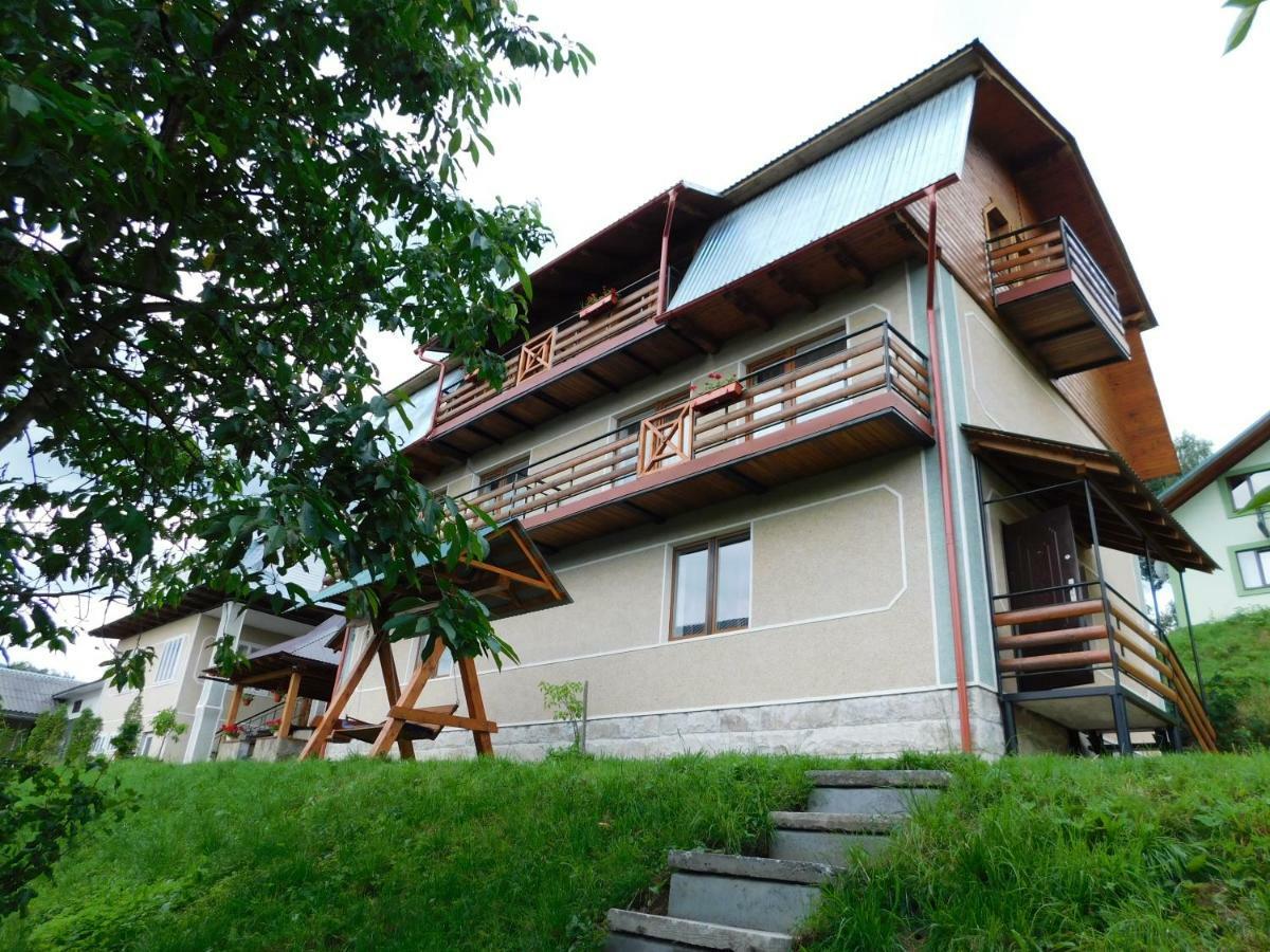 Glanz Cottage Jaremtsche Exterior foto