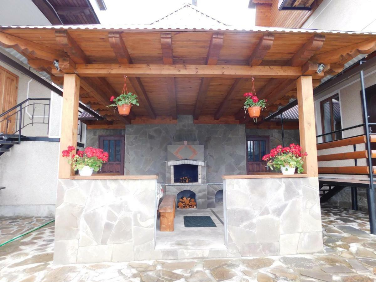 Glanz Cottage Jaremtsche Exterior foto