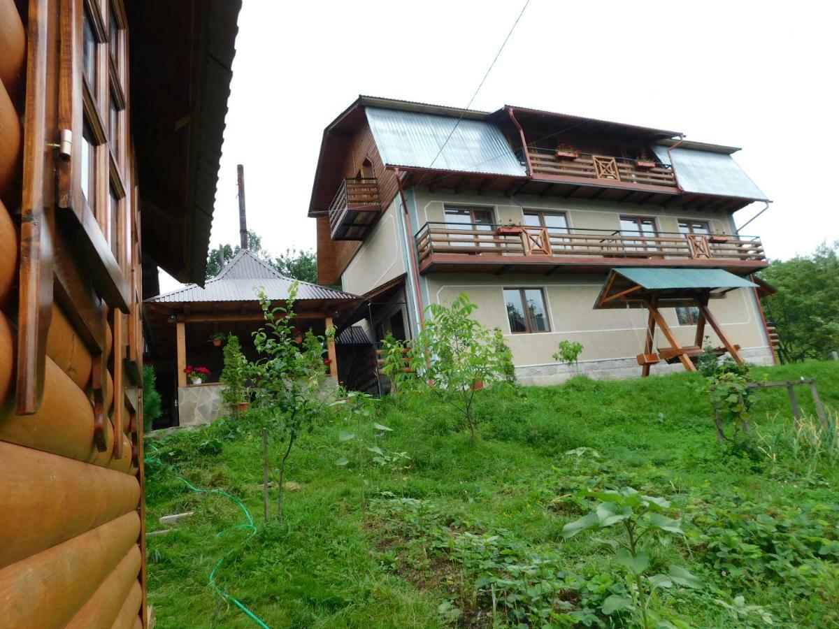 Glanz Cottage Jaremtsche Exterior foto